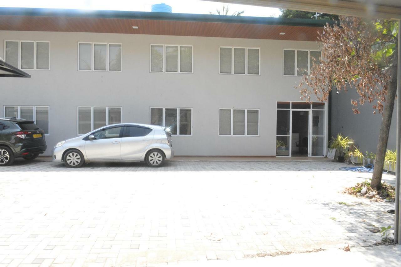 Fox Villa Wattala Exterior photo